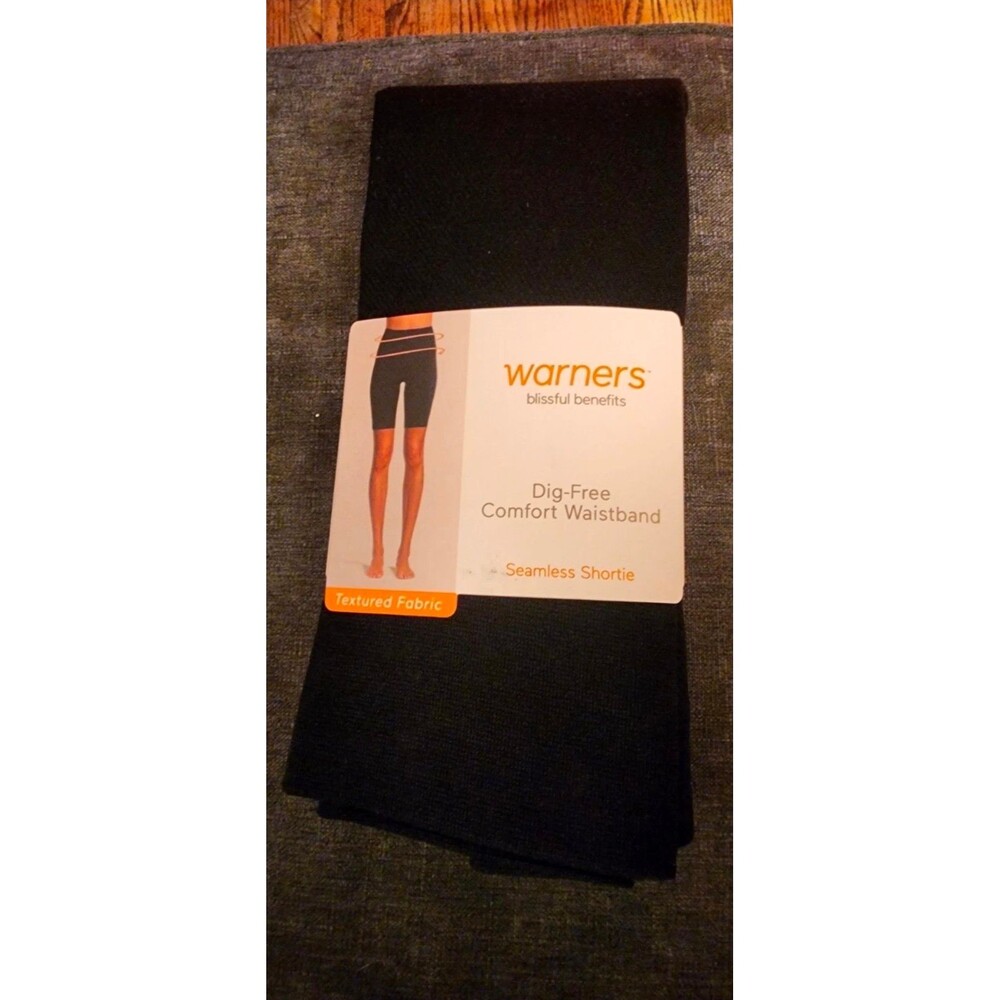 Warners Blissful Benefits Seamless Shortie Shapewear Dig Free Comfort Size L/XL
